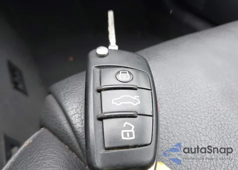 2011 Audi A3 2.0T Premium из США, поврежденный, VIN WAUKEAFM3BA009165